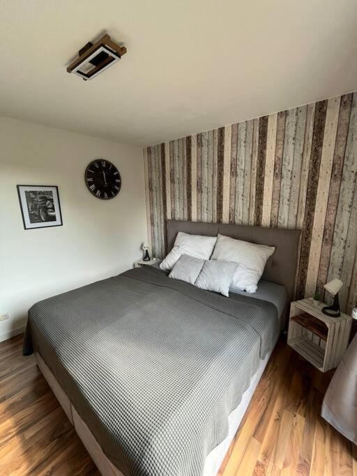 Modernes Apartment In شيمنيتز المظهر الخارجي الصورة